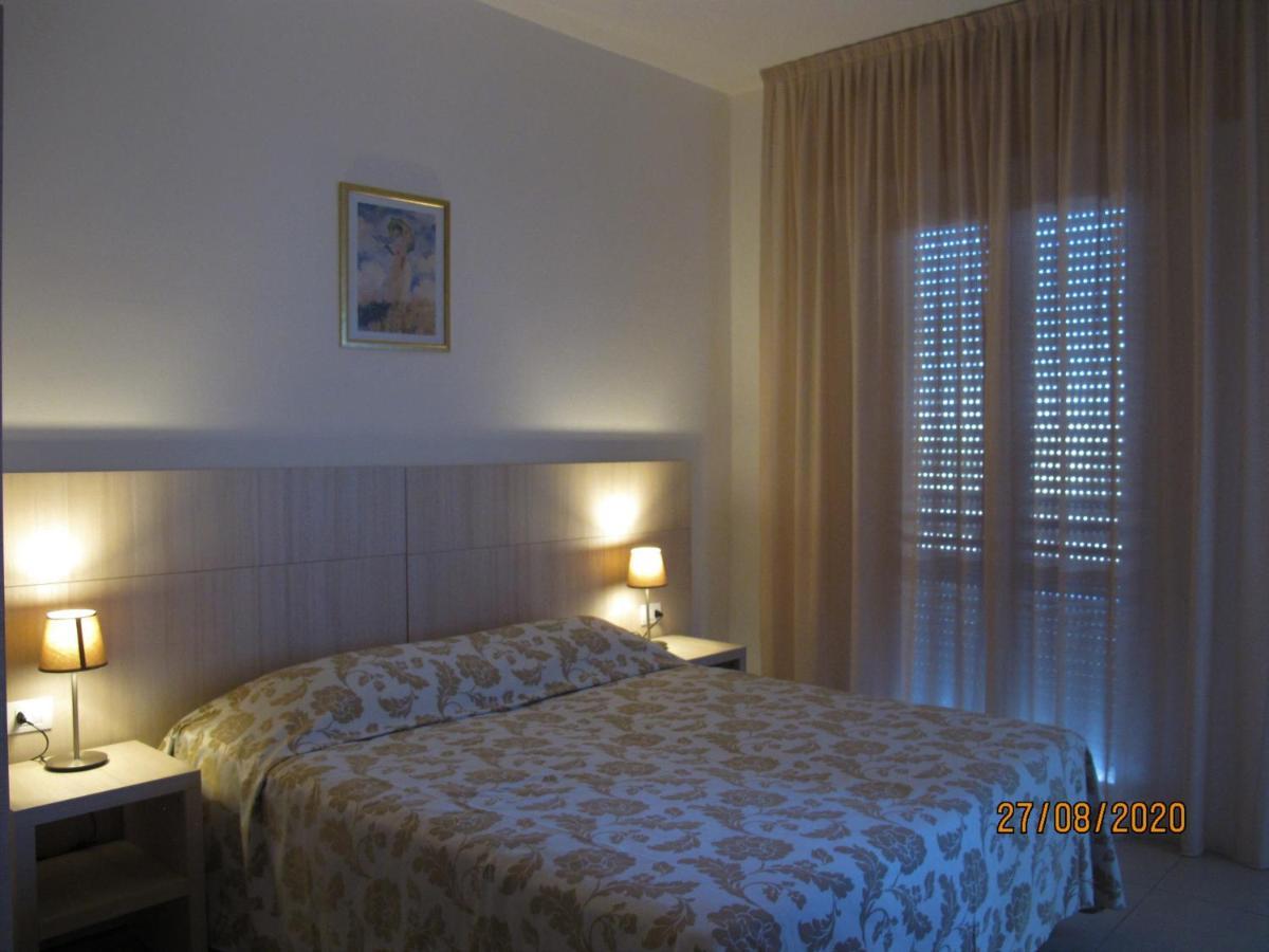 Santa Barbara Hotel & Apartments Bellaria-Igea Marina Exterior photo